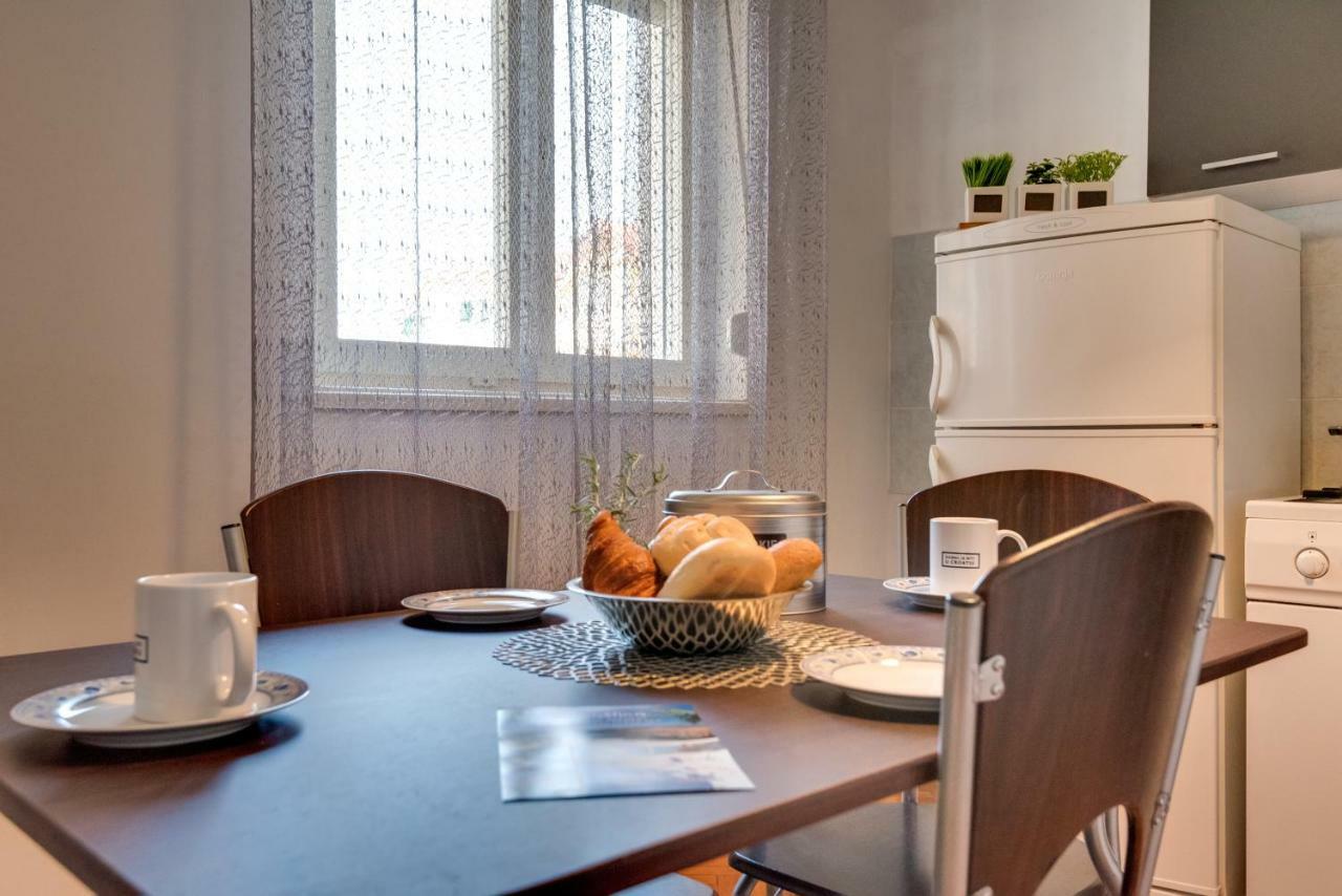 Cozy Apartment Stana In Grebastica Шибеник Екстер'єр фото