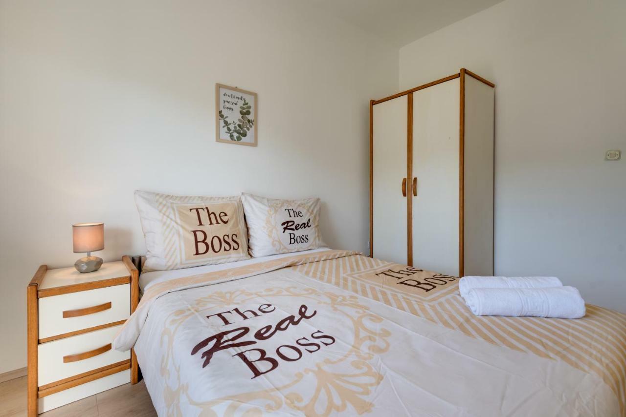 Cozy Apartment Stana In Grebastica Шибеник Екстер'єр фото