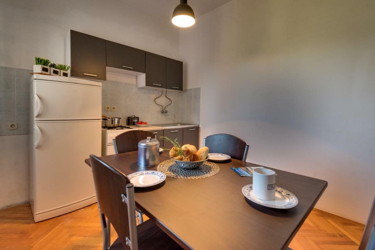 Cozy Apartment Stana In Grebastica Шибеник Екстер'єр фото