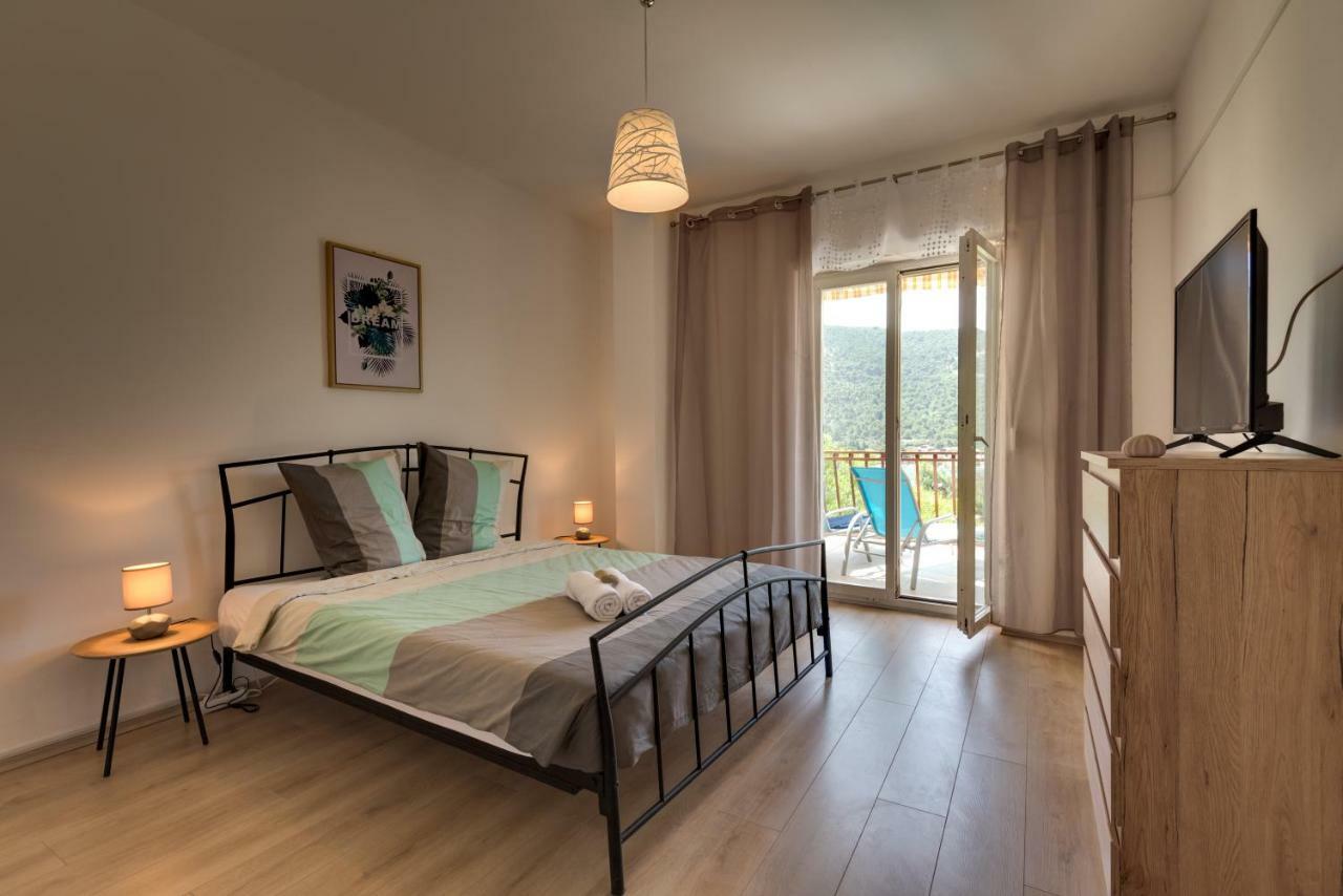 Cozy Apartment Stana In Grebastica Шибеник Екстер'єр фото