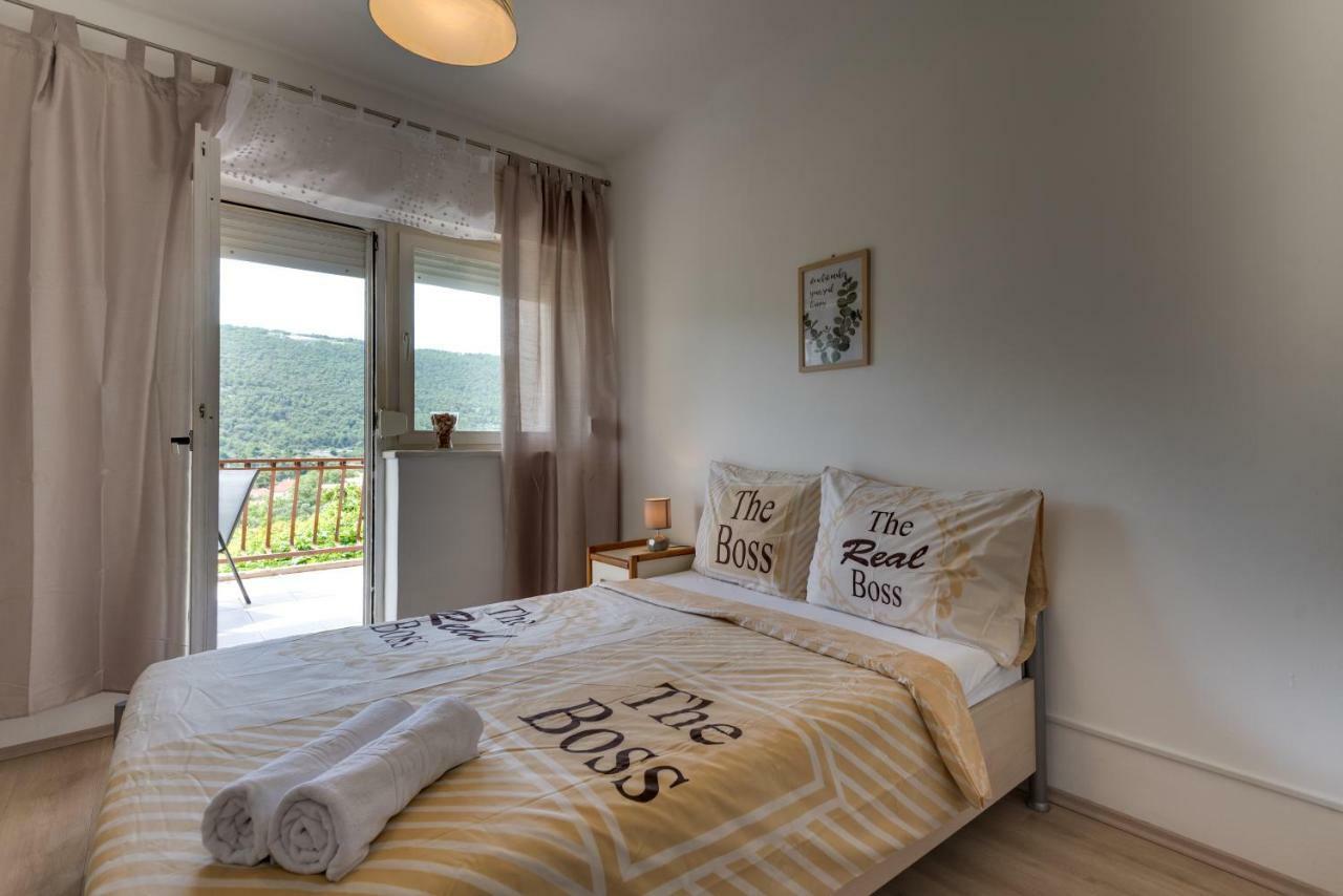Cozy Apartment Stana In Grebastica Шибеник Екстер'єр фото